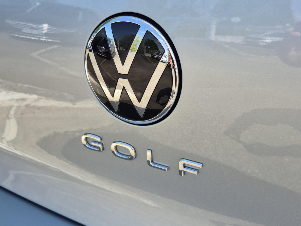 Acheter Volkswagen Golf Golf 1.5 eHybrid 204 DSG6 VW Edition 5p occasion dans les concessions du Groupe Faurie