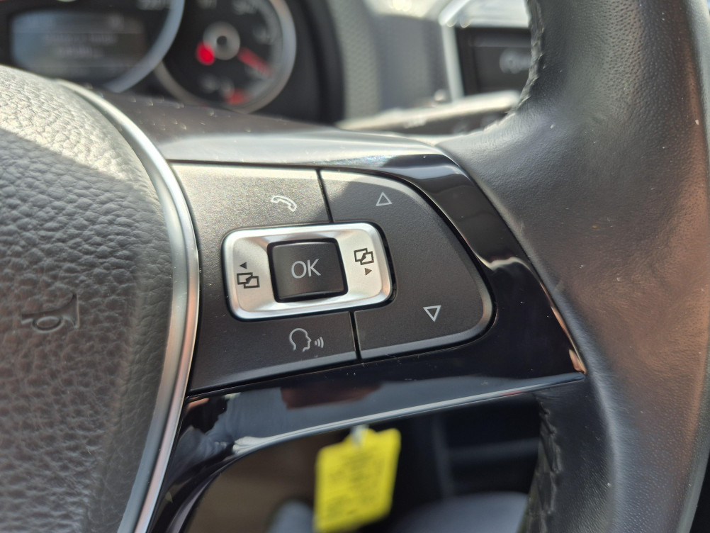 Acheter Volkswagen Up Up 1.0 60 BlueMotion Technology BVM5 Move Up! 5p occasion dans les concessions du Groupe Faurie