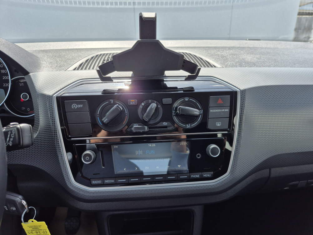 Acheter Volkswagen Up Up 1.0 60 BlueMotion Technology BVM5 Move Up! 5p occasion dans les concessions du Groupe Faurie