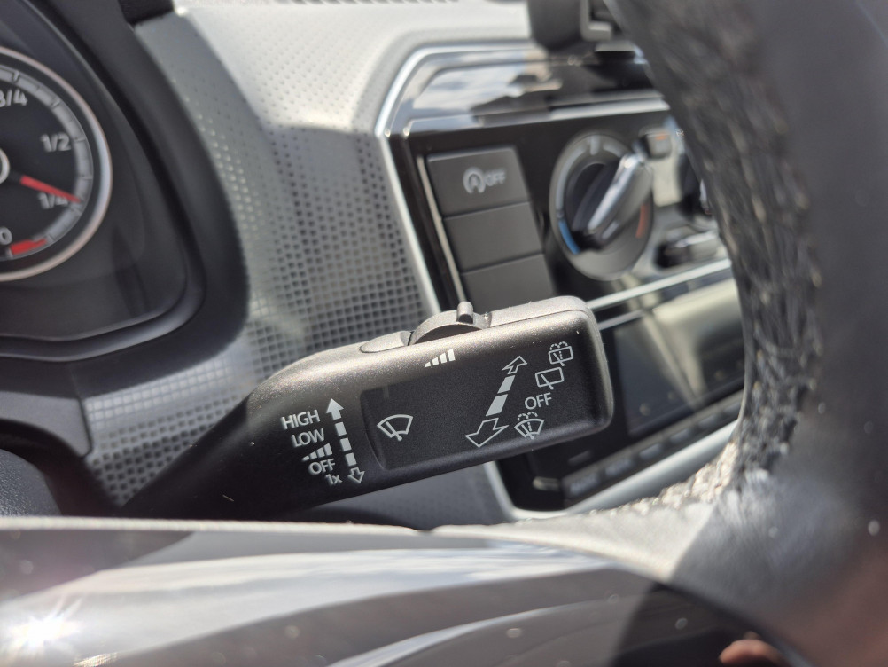 Acheter Volkswagen Up Up 1.0 60 BlueMotion Technology BVM5 Move Up! 5p occasion dans les concessions du Groupe Faurie