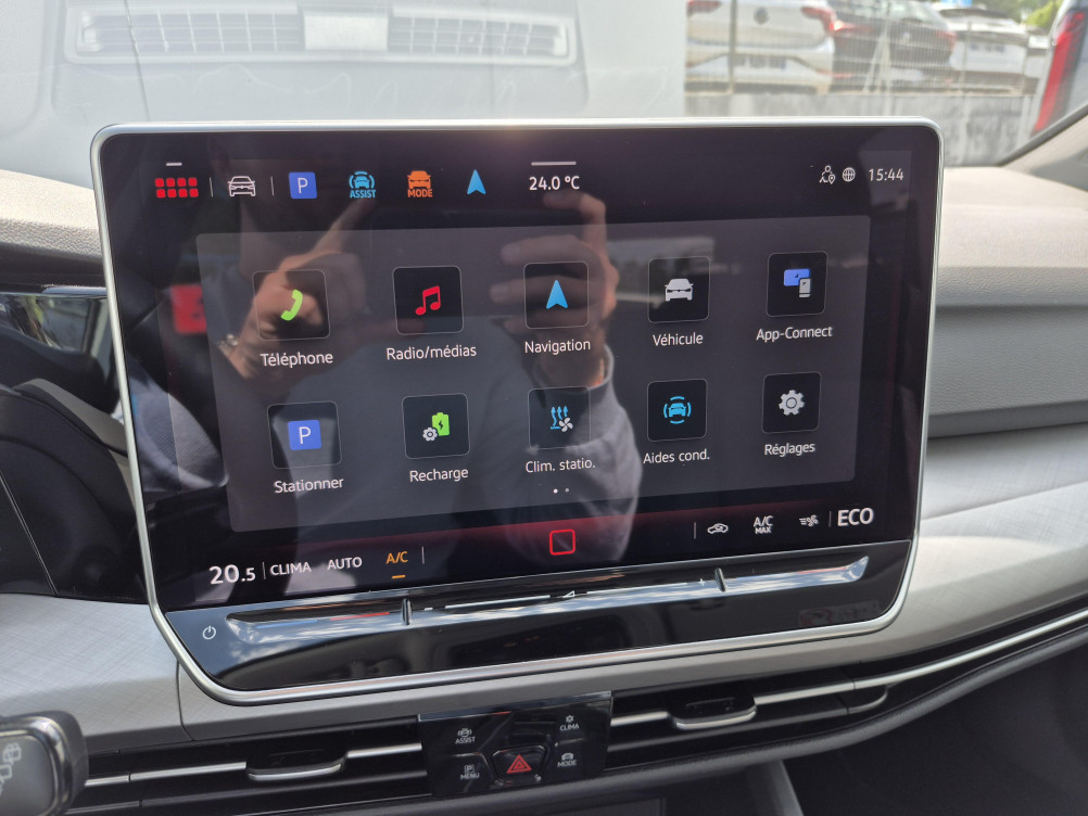 Acheter Volkswagen Golf Golf 1.5 eHybrid 204 DSG6 VW Edition 5p occasion dans les concessions du Groupe Faurie