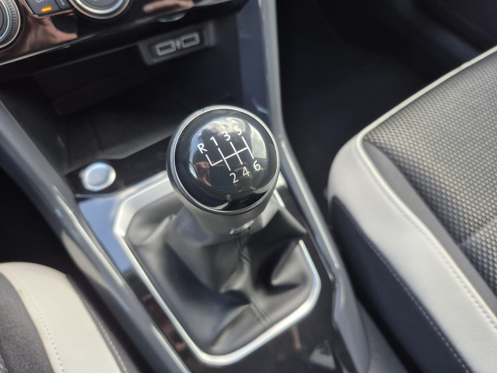 Acheter Volkswagen T-Roc T-Roc 1.5 TSI 150 EVO Start/Stop BVM6 Carat 5p occasion dans les concessions du Groupe Faurie