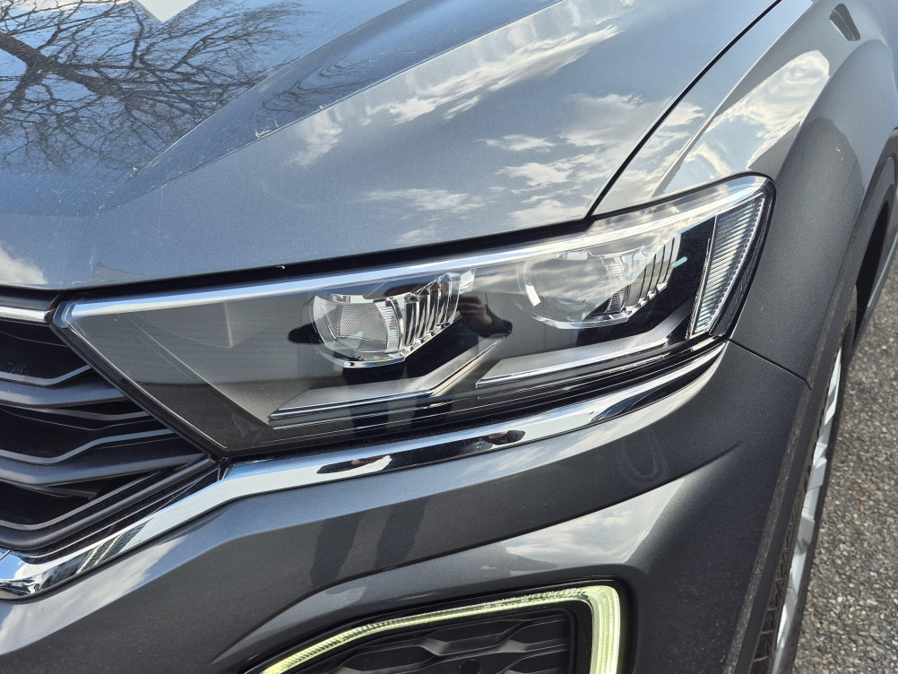 Acheter Volkswagen T-Roc T-Roc 1.5 TSI 150 EVO Start/Stop BVM6 Carat 5p occasion dans les concessions du Groupe Faurie