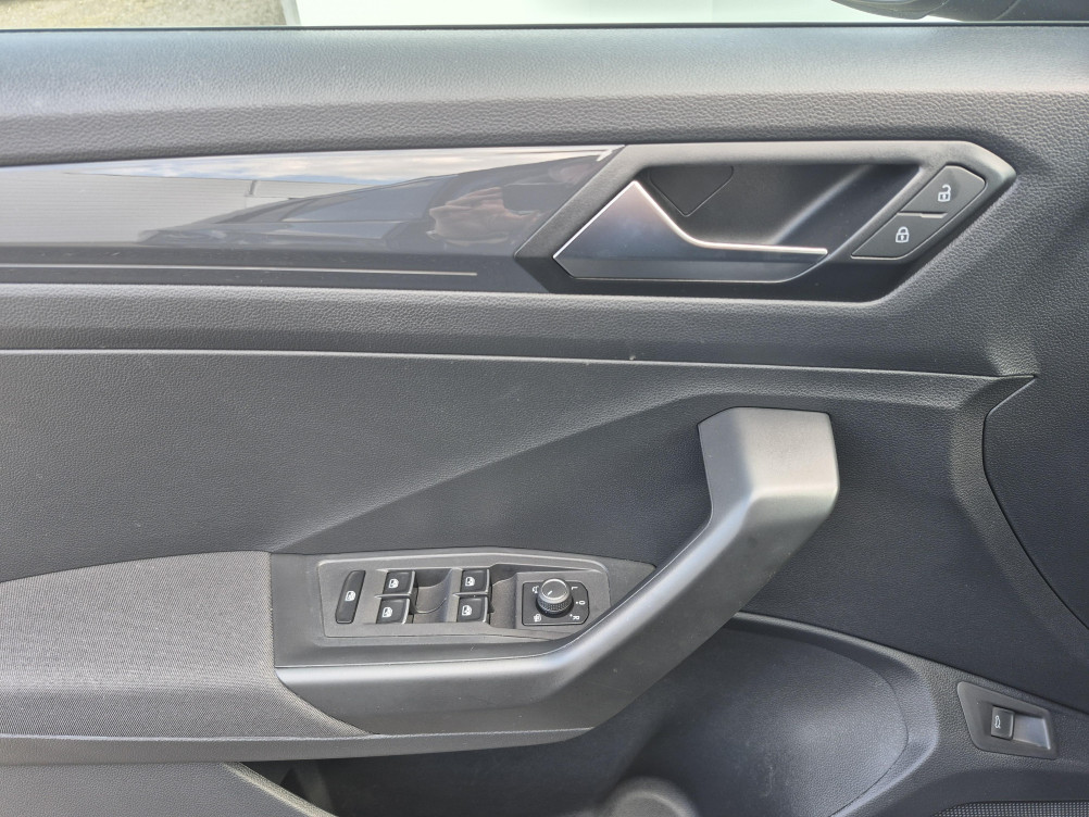 Acheter Volkswagen T-Roc T-Roc 1.5 TSI 150 EVO Start/Stop BVM6 Carat 5p occasion dans les concessions du Groupe Faurie