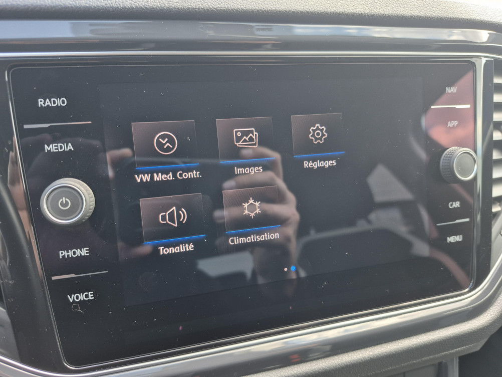 Acheter Volkswagen T-Roc T-Roc 1.5 TSI 150 EVO Start/Stop BVM6 Carat 5p occasion dans les concessions du Groupe Faurie