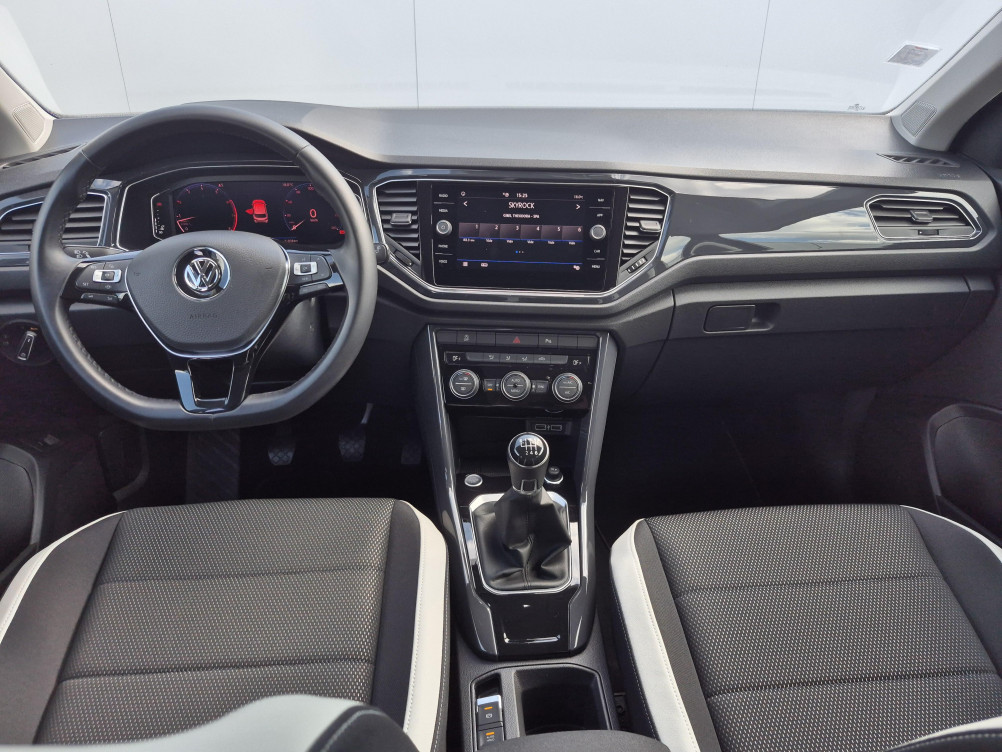 Acheter Volkswagen T-Roc T-Roc 1.5 TSI 150 EVO Start/Stop BVM6 Carat 5p occasion dans les concessions du Groupe Faurie