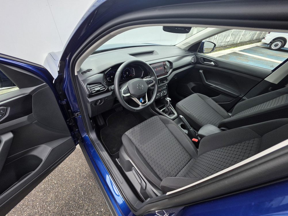 Acheter Volkswagen T-Cross T-Cross 1.0 TSI 110 Start/Stop DSG7 Life Tech 5p occasion dans les concessions du Groupe Faurie