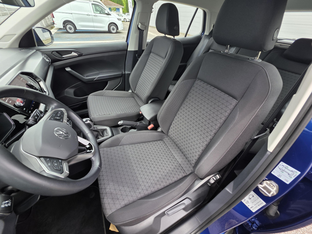 Acheter Volkswagen T-Cross T-Cross 1.0 TSI 110 Start/Stop DSG7 Life Tech 5p occasion dans les concessions du Groupe Faurie
