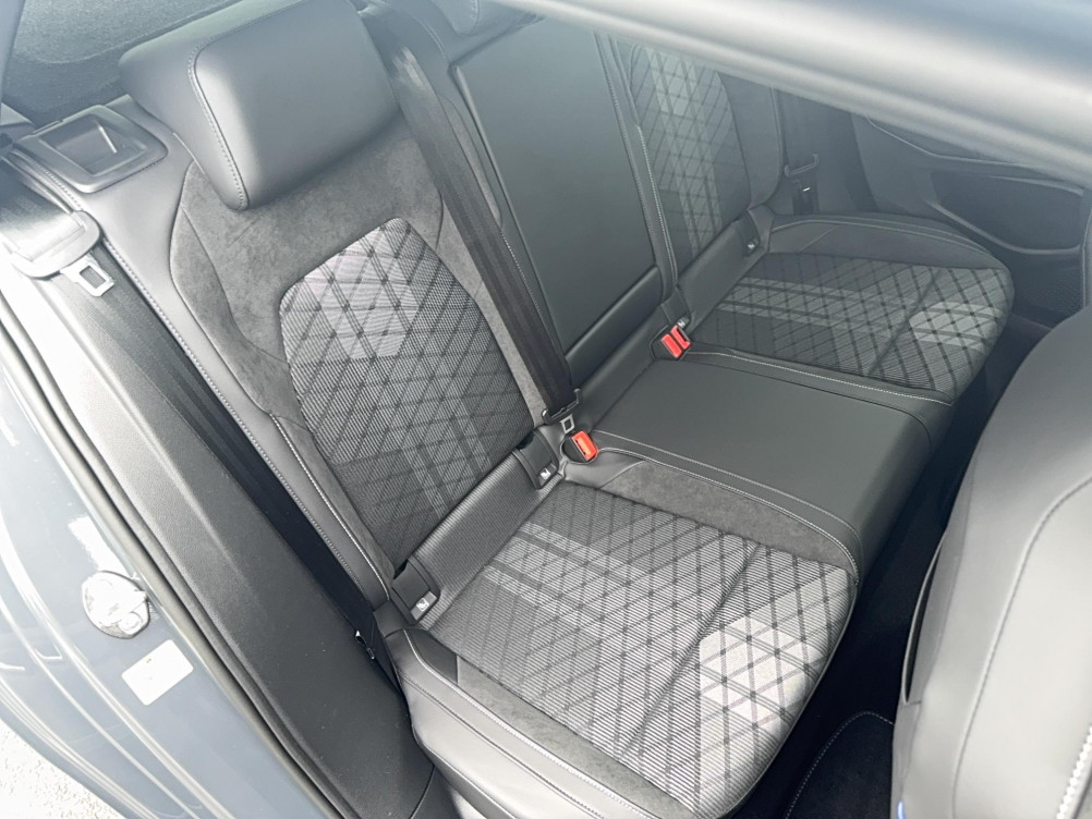 Acheter Volkswagen Golf Golf 1.5 eTSI EVO2 150 DSG7 R-Line Edition 5p neuf dans les concessions du Groupe Faurie