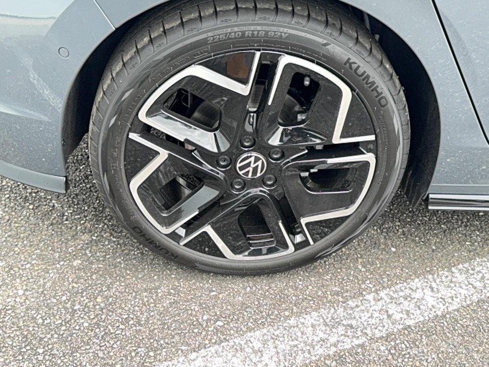 Acheter Volkswagen Golf Golf 1.5 eTSI EVO2 150 DSG7 R-Line Edition 5p neuf dans les concessions du Groupe Faurie