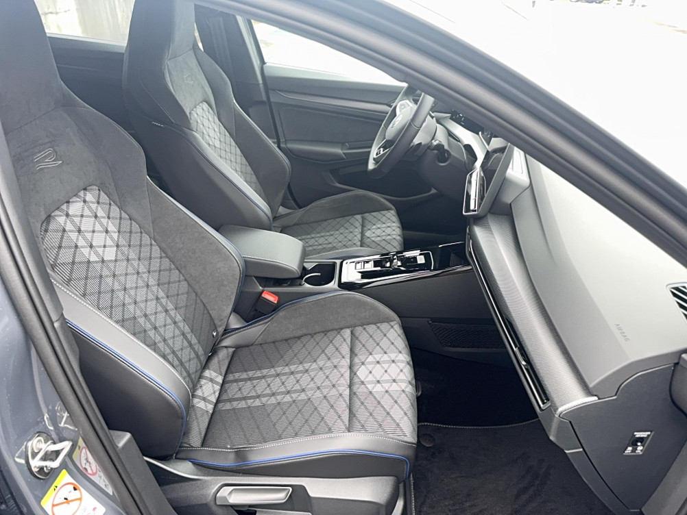 Acheter Volkswagen Golf Golf 1.5 eTSI EVO2 150 DSG7 R-Line Edition 5p neuf dans les concessions du Groupe Faurie
