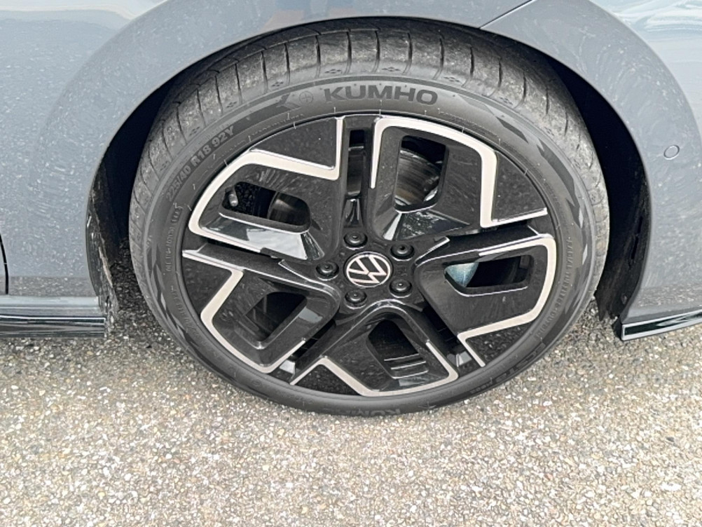 Acheter Volkswagen Golf Golf 1.5 eTSI EVO2 150 DSG7 R-Line Edition 5p neuf dans les concessions du Groupe Faurie