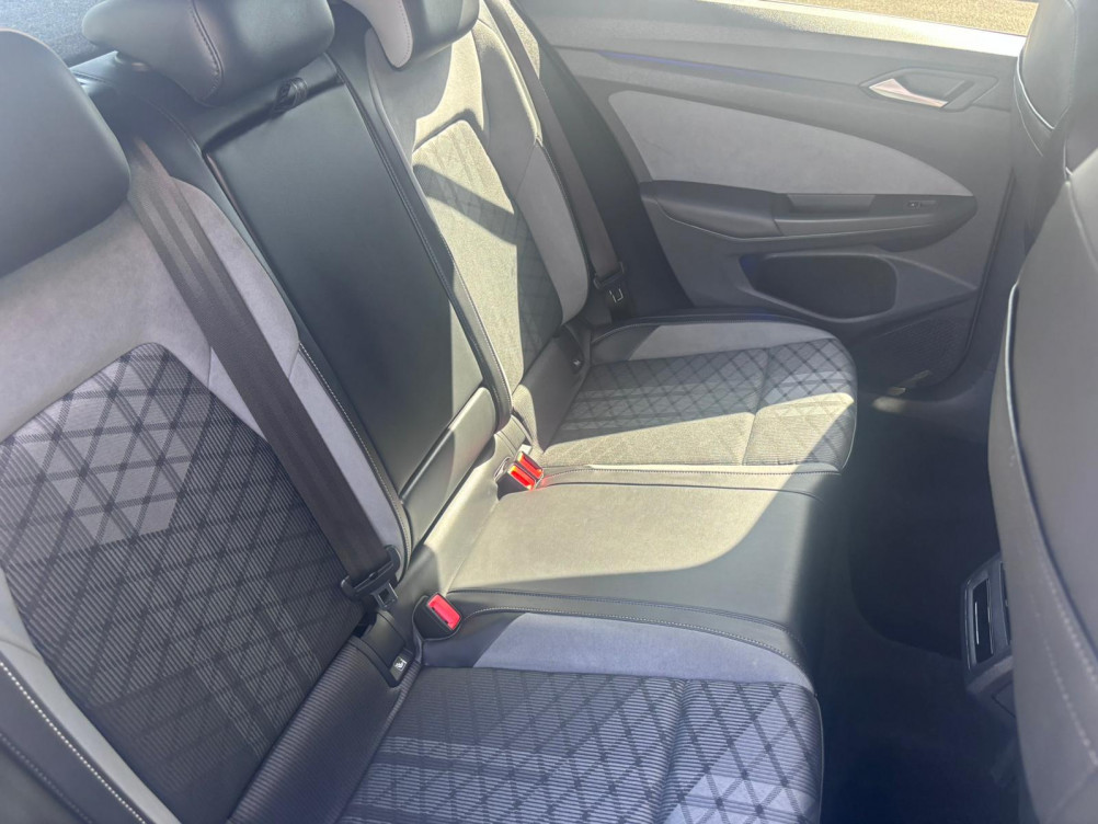 Acheter Volkswagen Golf Golf 2.0 TDI 150 DSG7 R-Line 5p occasion dans les concessions du Groupe Faurie