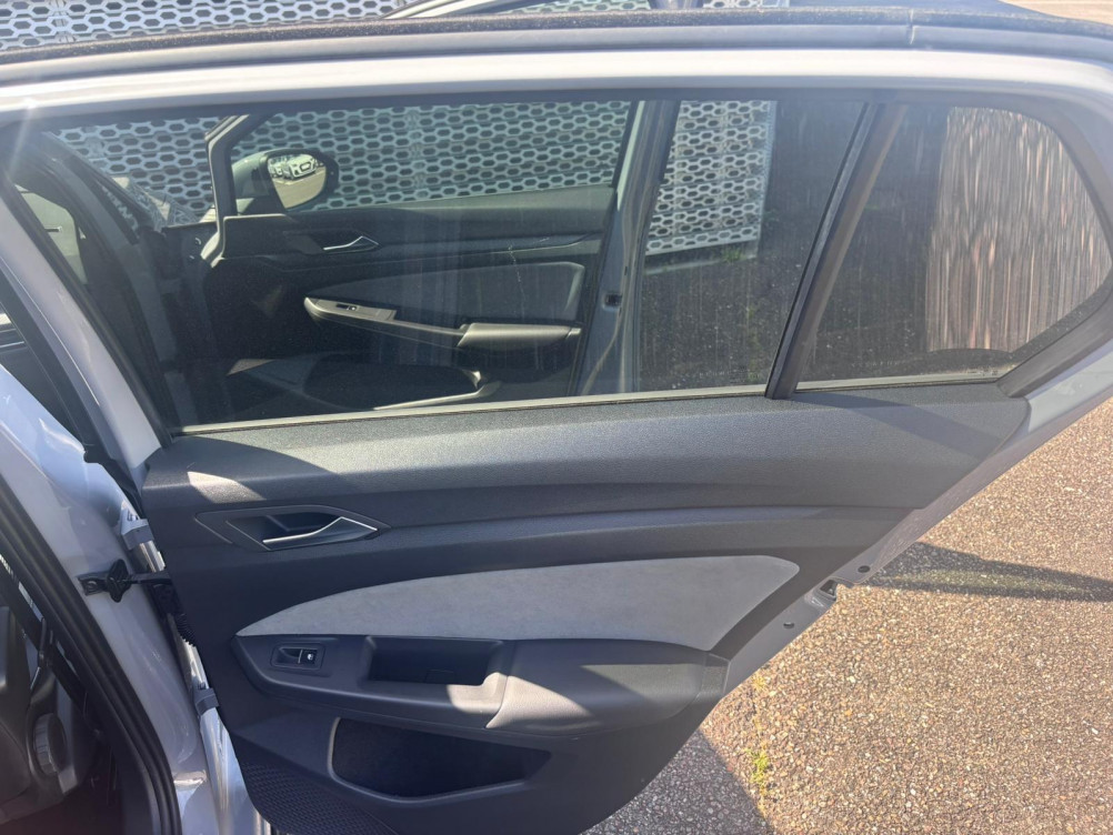 Acheter Volkswagen Golf Golf 2.0 TDI 150 DSG7 R-Line 5p occasion dans les concessions du Groupe Faurie
