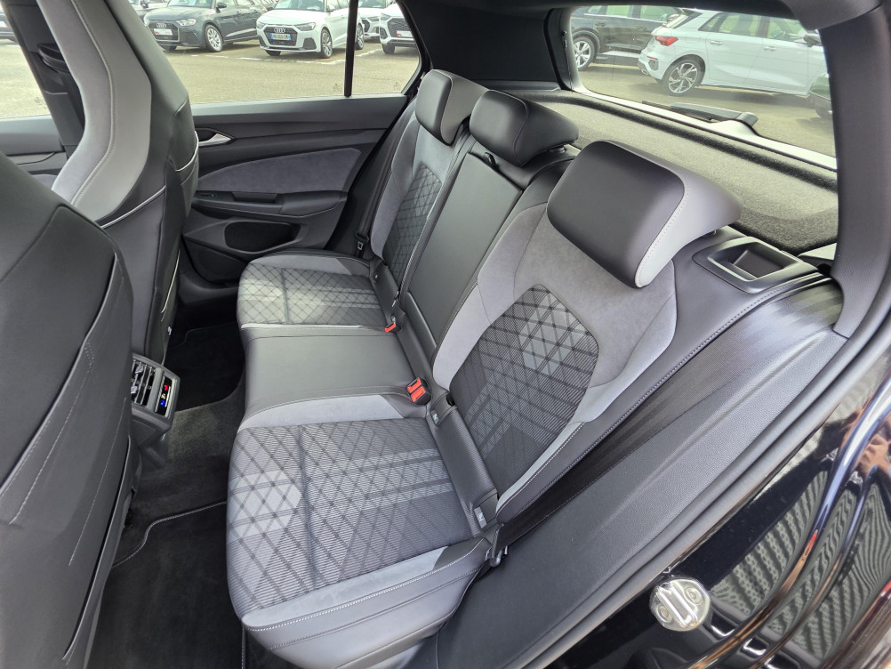 Acheter Volkswagen Golf Golf 2.0 TDI SCR 150 DSG7 R-Line 5p occasion dans les concessions du Groupe Faurie