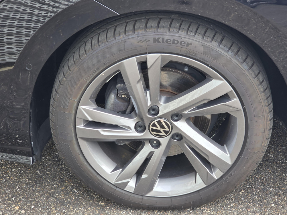 Acheter Volkswagen Golf Golf 2.0 TDI SCR 150 DSG7 R-Line 5p occasion dans les concessions du Groupe Faurie