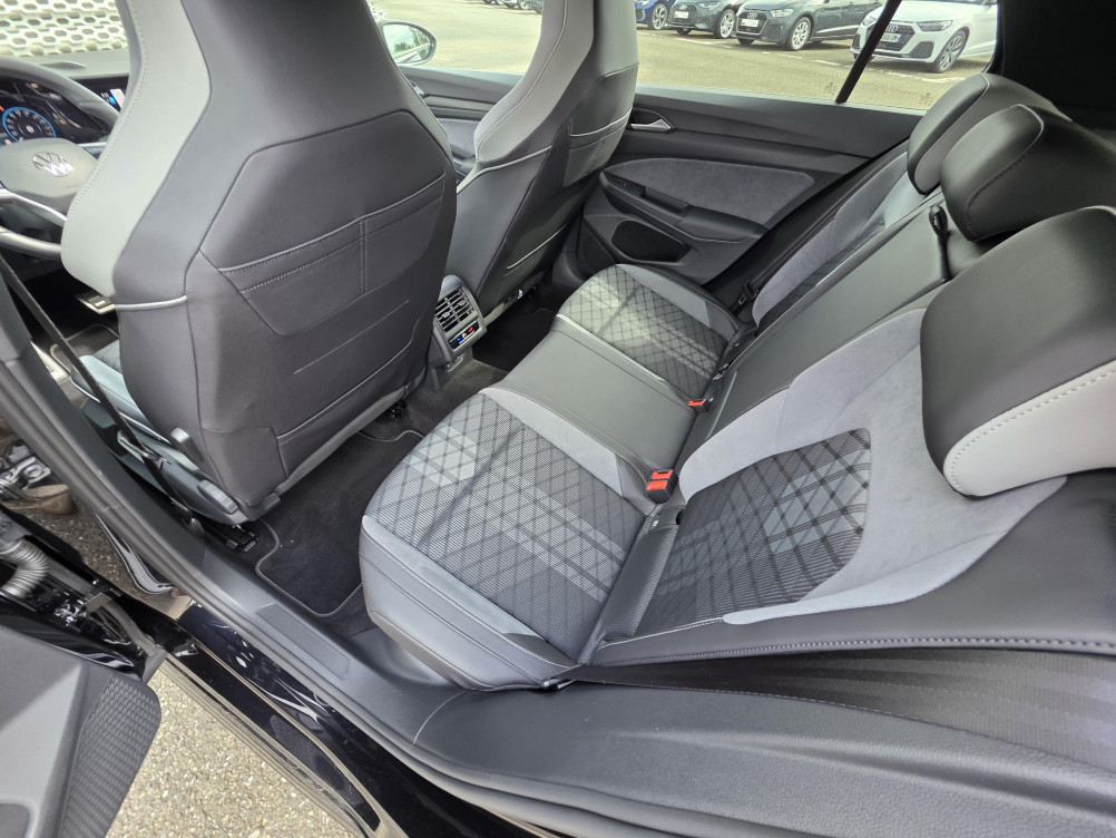 Acheter Volkswagen Golf Golf 2.0 TDI SCR 150 DSG7 R-Line 5p occasion dans les concessions du Groupe Faurie
