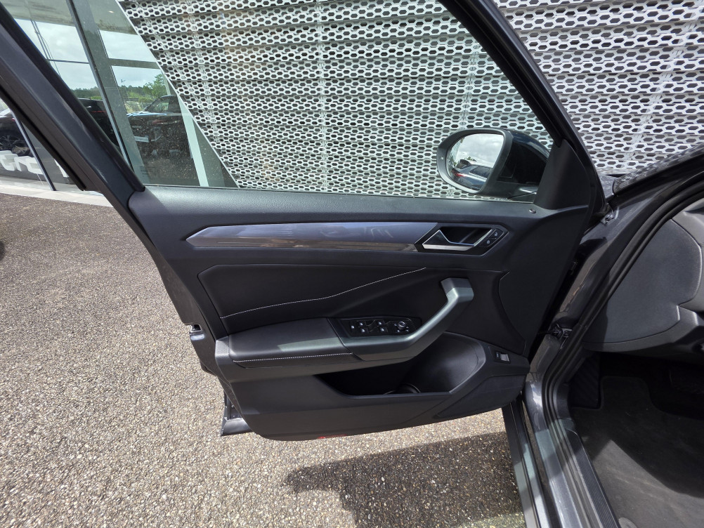 Acheter Volkswagen T-Roc T-Roc 1.5 TSI EVO2 150 Start/Stop DSG7 Style 5p occasion dans les concessions du Groupe Faurie