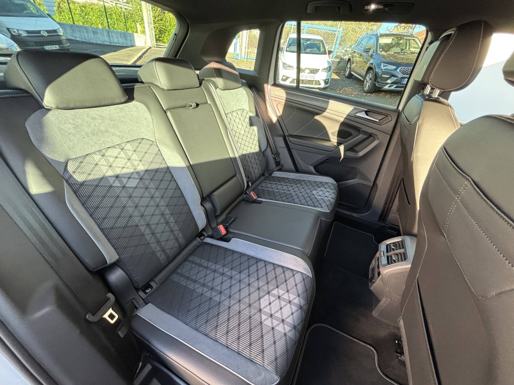 Acheter Volkswagen Tiguan Tiguan 2.0 TDI 150ch DSG7 R-Line 5p occasion dans les concessions du Groupe Faurie