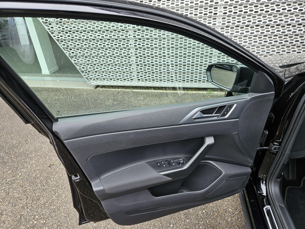 Acheter Volkswagen Polo Polo 1.0 TSI 95 S&S BVM5 R-Line 5p occasion dans les concessions du Groupe Faurie