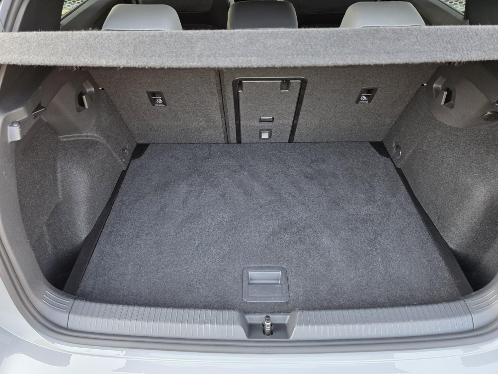 Acheter Volkswagen Golf Golf 1.5 eTSI EVO2 150 DSG7 R-Line 5p occasion dans les concessions du Groupe Faurie