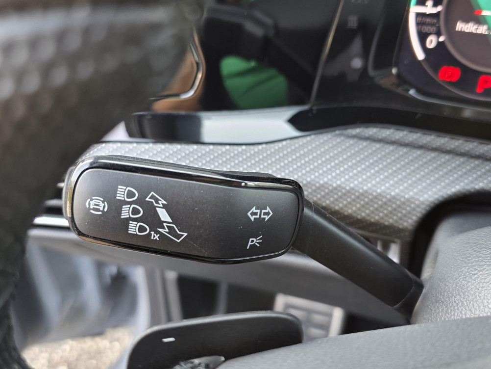 Acheter Volkswagen Golf Golf 1.5 eTSI EVO2 150 DSG7 R-Line 5p occasion dans les concessions du Groupe Faurie