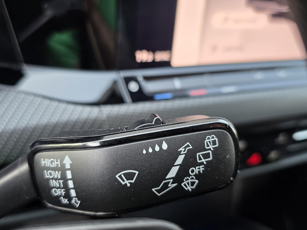 Acheter Volkswagen Golf Golf 1.5 eTSI EVO2 150 DSG7 R-Line 5p occasion dans les concessions du Groupe Faurie