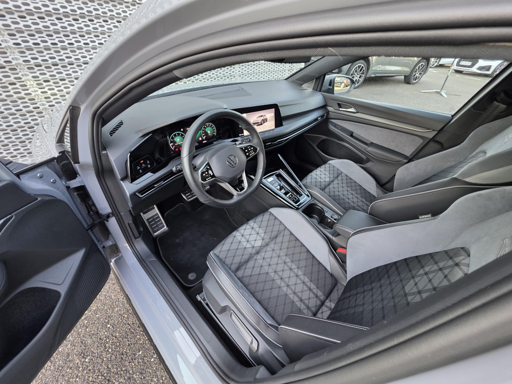 Acheter Volkswagen Golf Golf 1.5 eTSI EVO2 150 DSG7 R-Line 5p occasion dans les concessions du Groupe Faurie
