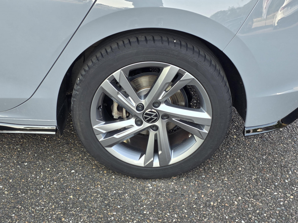 Acheter Volkswagen Golf Golf 1.5 eTSI EVO2 150 DSG7 R-Line 5p occasion dans les concessions du Groupe Faurie