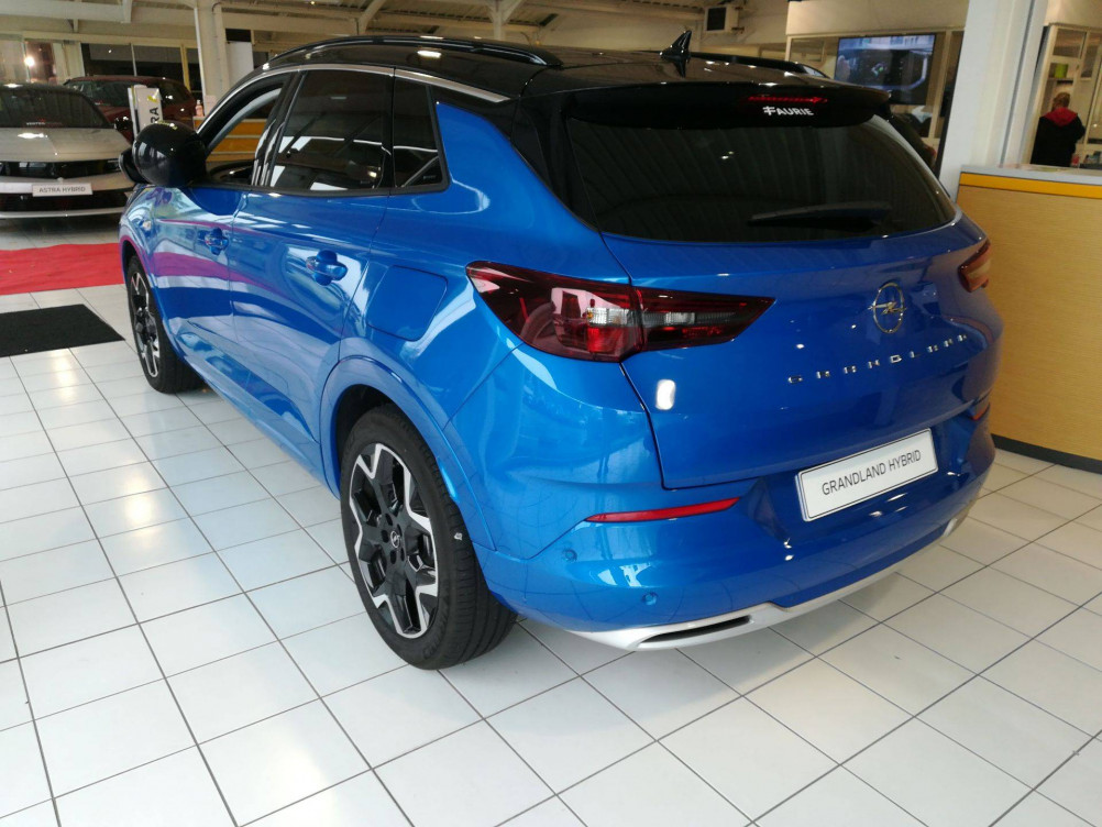 Acheter Opel Grandland Grandland Hybrid4 300 ch AWD BVA8 Ultimate 5p neuf dans les concessions du Groupe Faurie