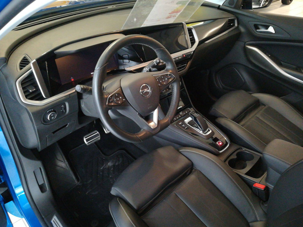 Acheter Opel Grandland Grandland Hybrid4 300 ch AWD BVA8 Ultimate 5p neuf dans les concessions du Groupe Faurie