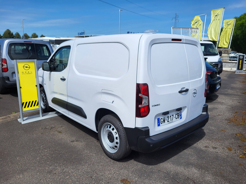Acheter Opel Combo Cargo COMBO CARGO M 650 KG BLUEHDI 100 S&S BVM6  4p neuf dans les concessions du Groupe Faurie