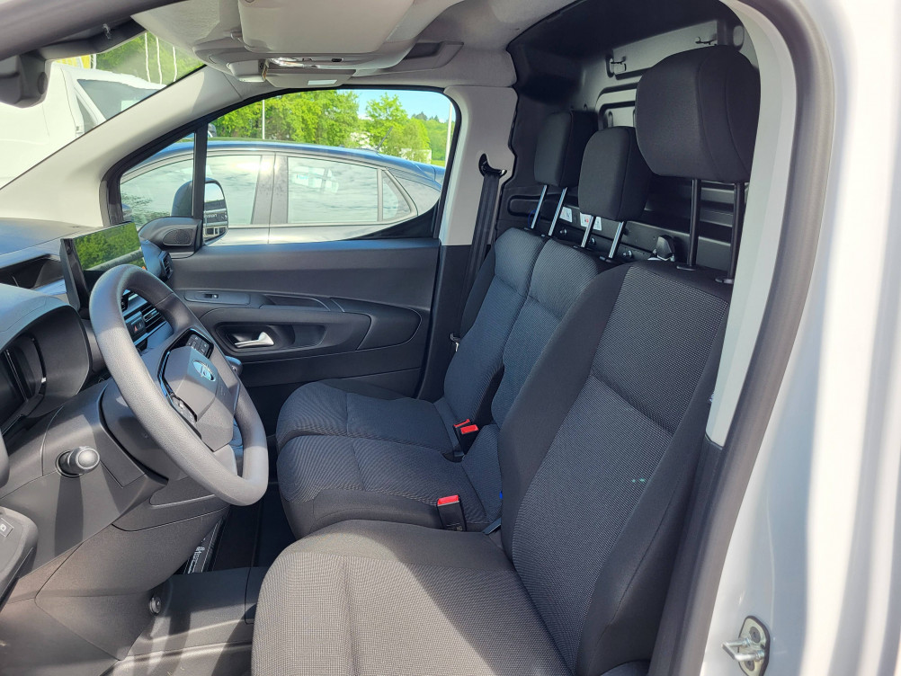 Acheter Opel Combo Cargo COMBO CARGO M 650 KG BLUEHDI 100 S&S BVM6  4p neuf dans les concessions du Groupe Faurie