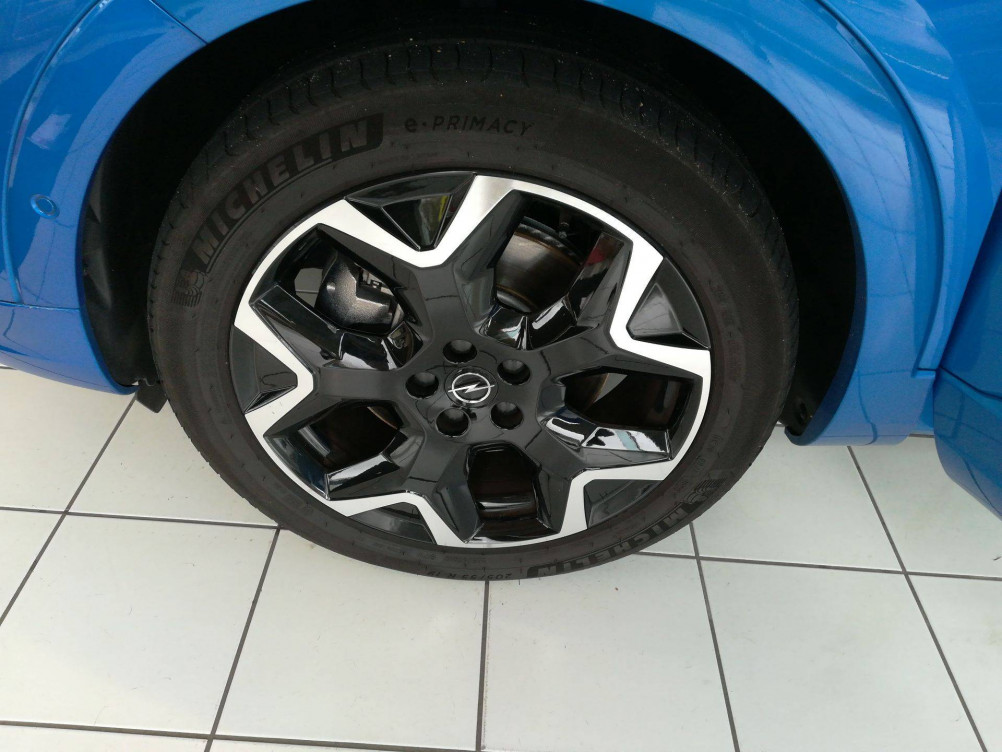 Acheter Opel Grandland Grandland Hybrid4 300 ch AWD BVA8 Ultimate 5p neuf dans les concessions du Groupe Faurie
