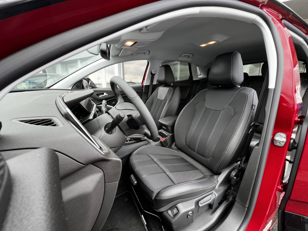 Acheter Opel Grandland Grandland 1.2 Turbo Hybrid 136 ch e-DCT6 GS 5p neuf dans les concessions du Groupe Faurie
