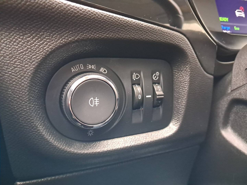 Acheter Opel Corsa Corsa Electrique 136 ch & Batterie 50 kWh Elegance Business 5p occasion dans les concessions du Groupe Faurie