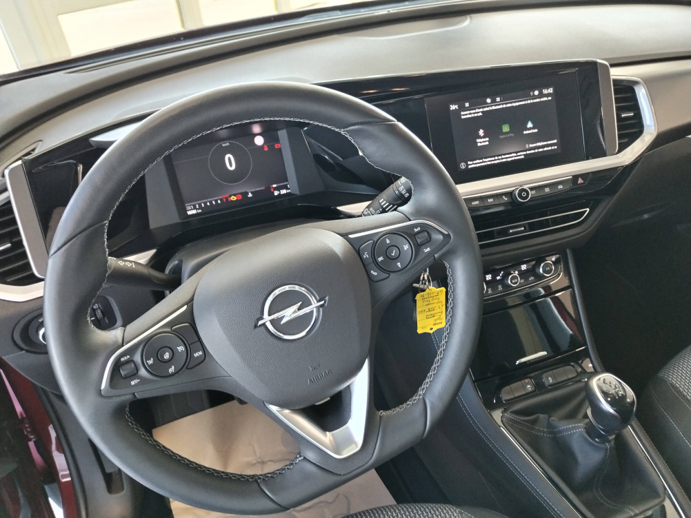 Acheter Opel Grandland Grandland 1.2 Turbo 130 ch Grandland 5p neuf dans les concessions du Groupe Faurie
