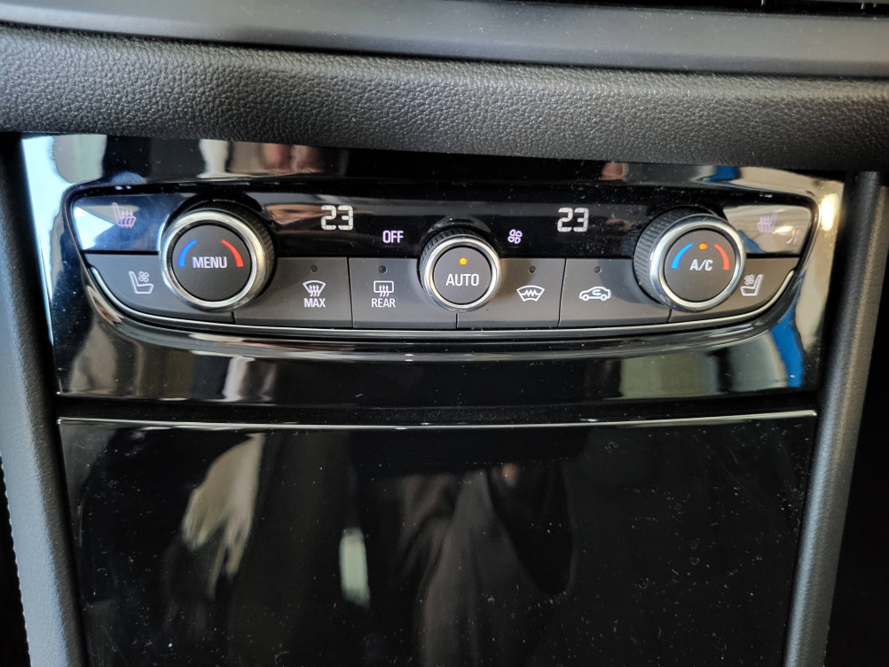 Acheter Opel Grandland Grandland Hybrid4 300 ch AWD BVA8 Ultimate 5p neuf dans les concessions du Groupe Faurie