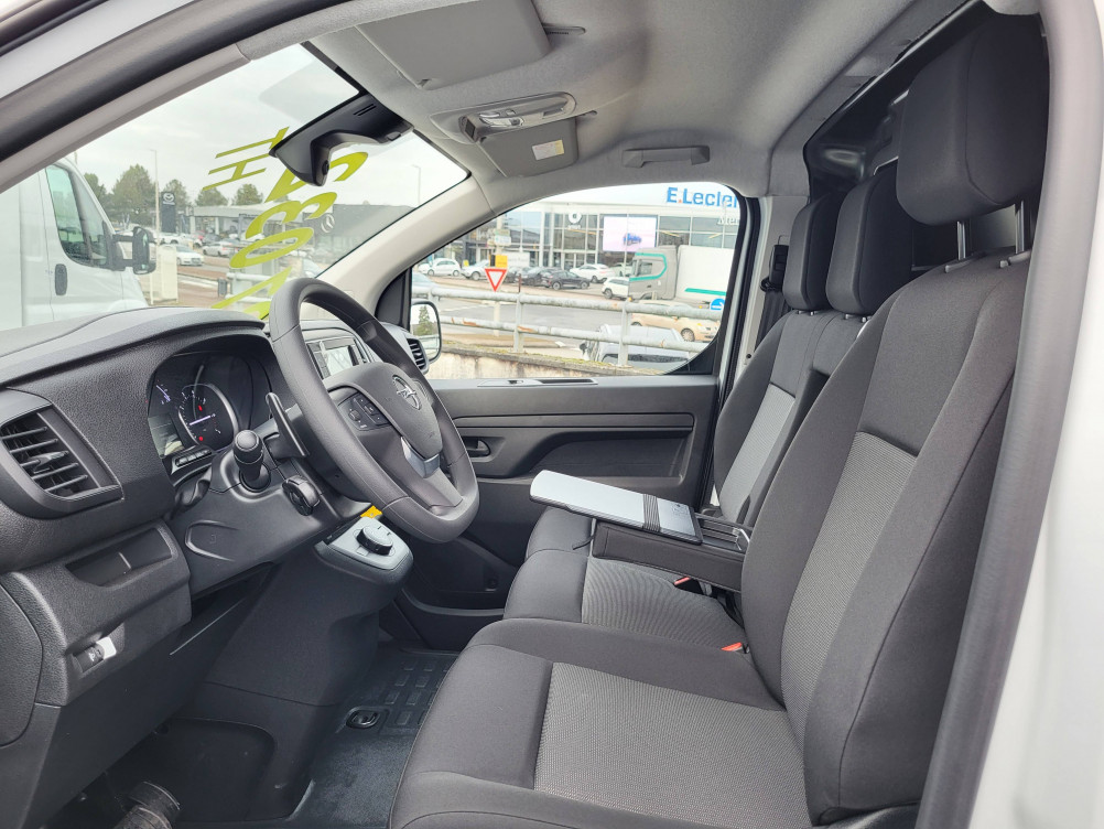 Acheter Opel Vivaro VIVARO FGN TAILLE M BLUEHDI 180 S&S EAT8  4p neuf dans les concessions du Groupe Faurie