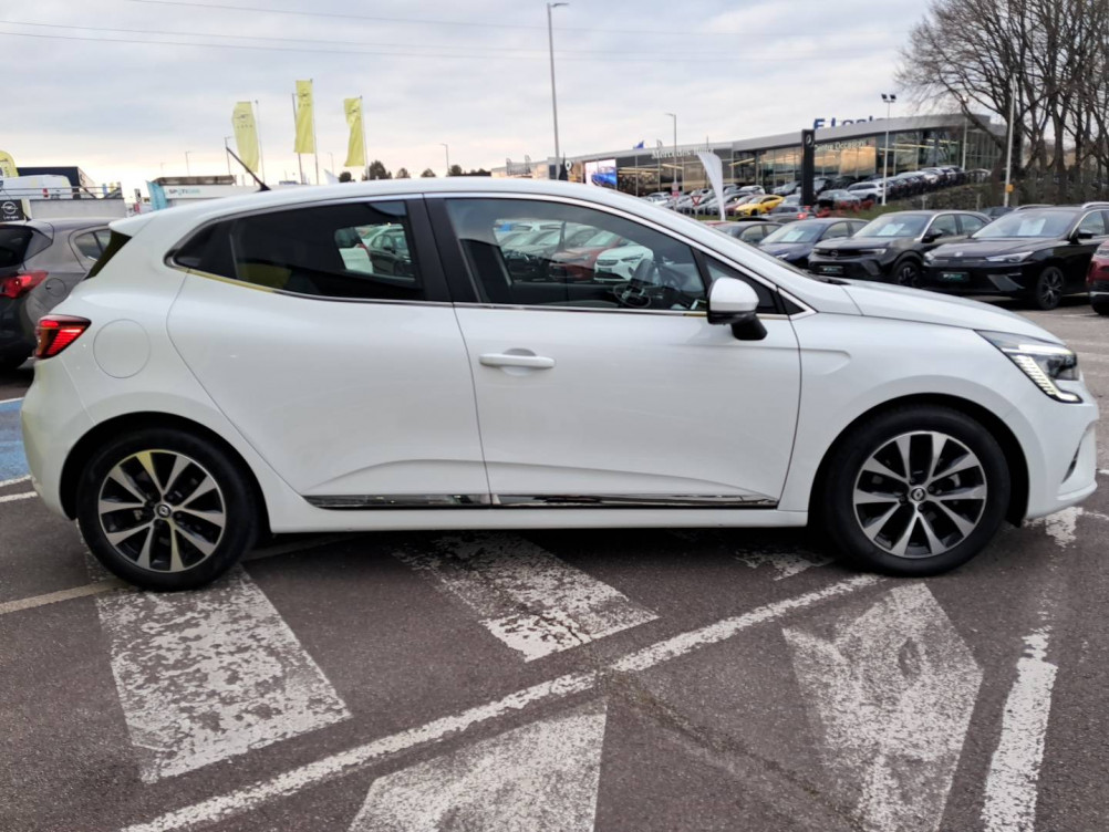 Acheter Renault Clio 5 Clio E-Tech 140 - 21N Intens 5p occasion dans les concessions du Groupe Faurie