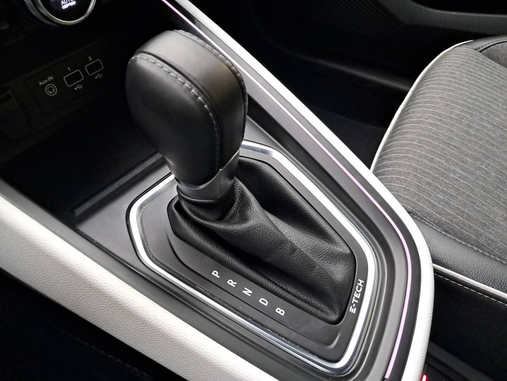 Acheter Renault Clio 5 Clio E-Tech 140 - 21N Intens 5p occasion dans les concessions du Groupe Faurie