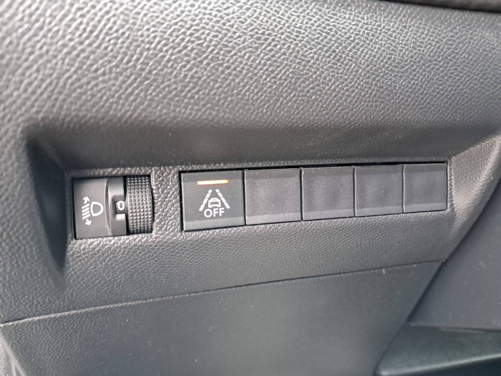 Acheter Peugeot 208 208 BlueHDi 100 S&S BVM6 Active Pack 5p occasion dans les concessions du Groupe Faurie