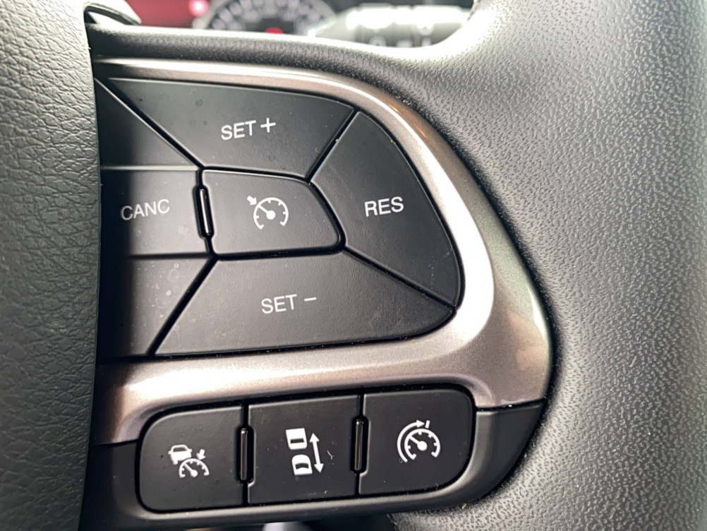 Acheter Jeep Renegade Renegade 1.6 I Multijet 130 ch BVM6 Limited 5p occasion dans les concessions du Groupe Faurie