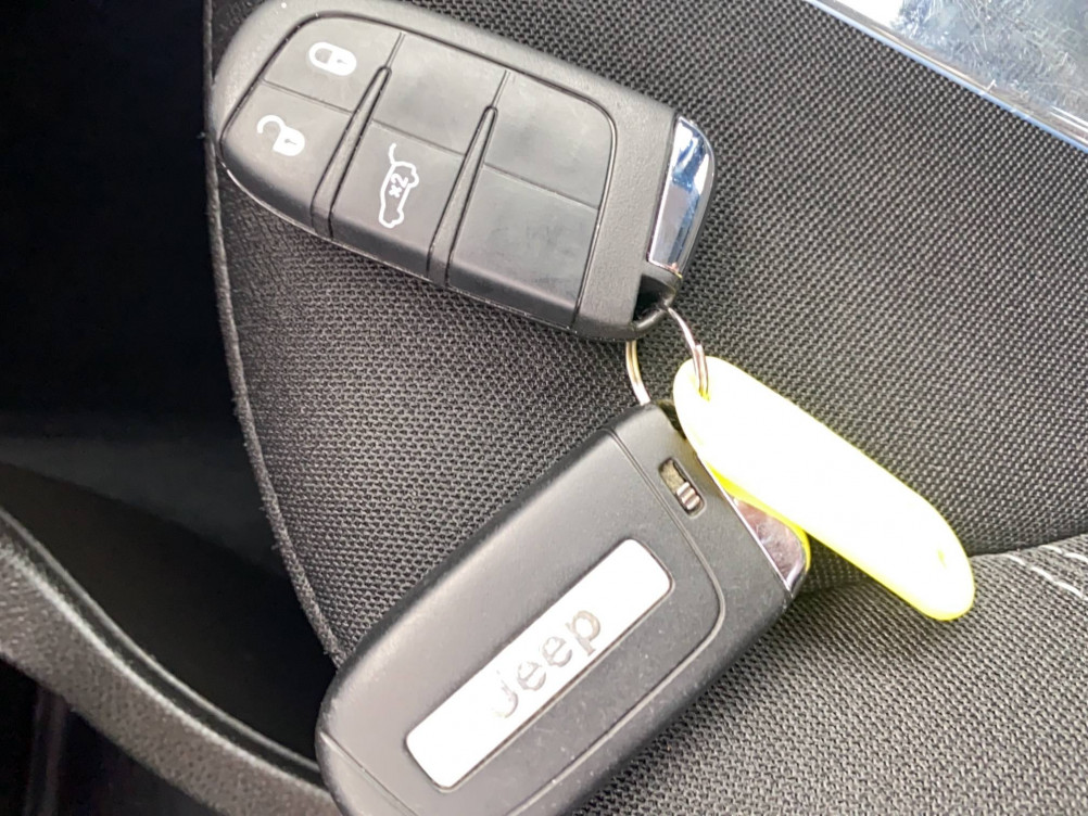 Acheter Jeep Renegade Renegade 1.6 I Multijet 130 ch BVM6 Limited 5p occasion dans les concessions du Groupe Faurie