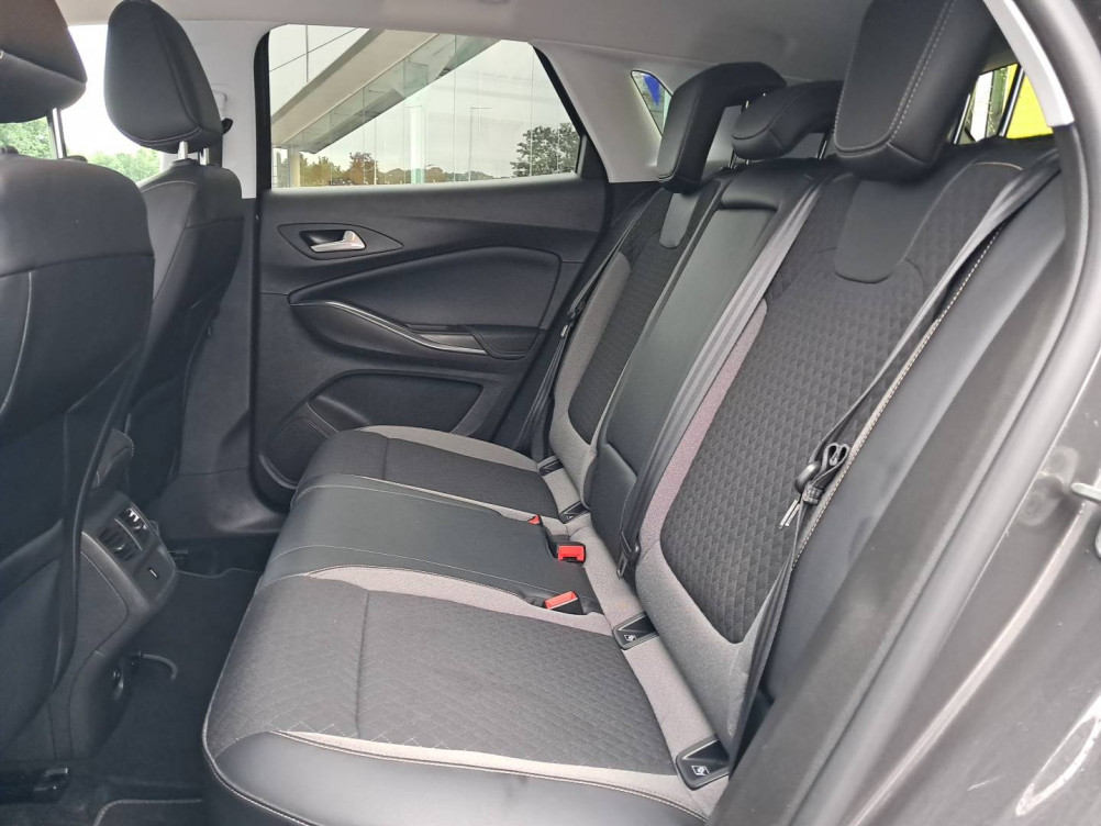 Acheter Opel Grandland X Grandland X 1.5 Diesel 130 ch Design Line 120 ans 5p occasion dans les concessions du Groupe Faurie