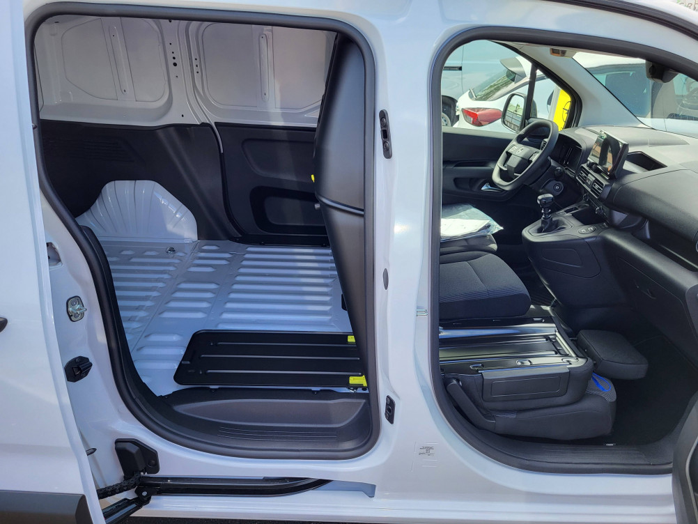 Acheter Opel Combo Cargo COMBO CARGO M 650 KG BLUEHDI 100 S&S BVM6  4p neuf dans les concessions du Groupe Faurie