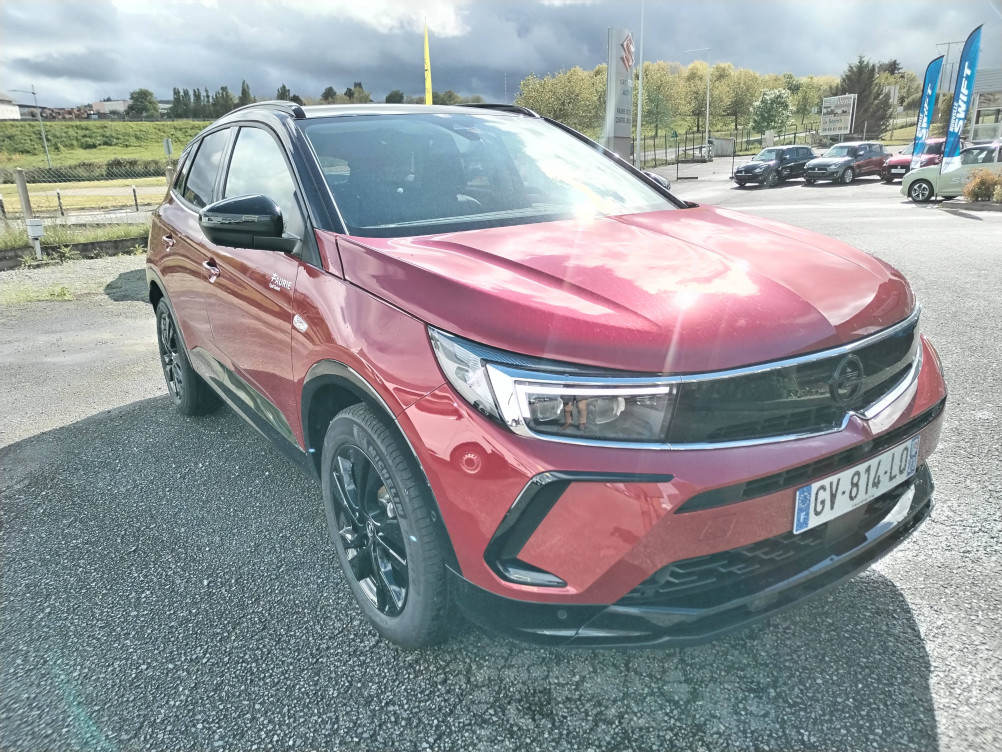 Acheter Opel Grandland Grandland HYBRID 1.2 Turbo 136cv DCT6 GS 5p neuf dans les concessions du Groupe Faurie