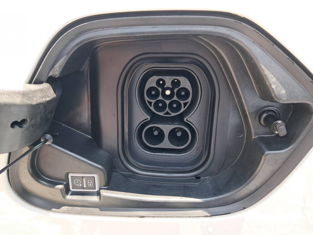 Acheter Opel Corsa E Corsa Electrique 136 ch & Batterie 50 kWh Elegance Business 5p occasion dans les concessions du Groupe Faurie