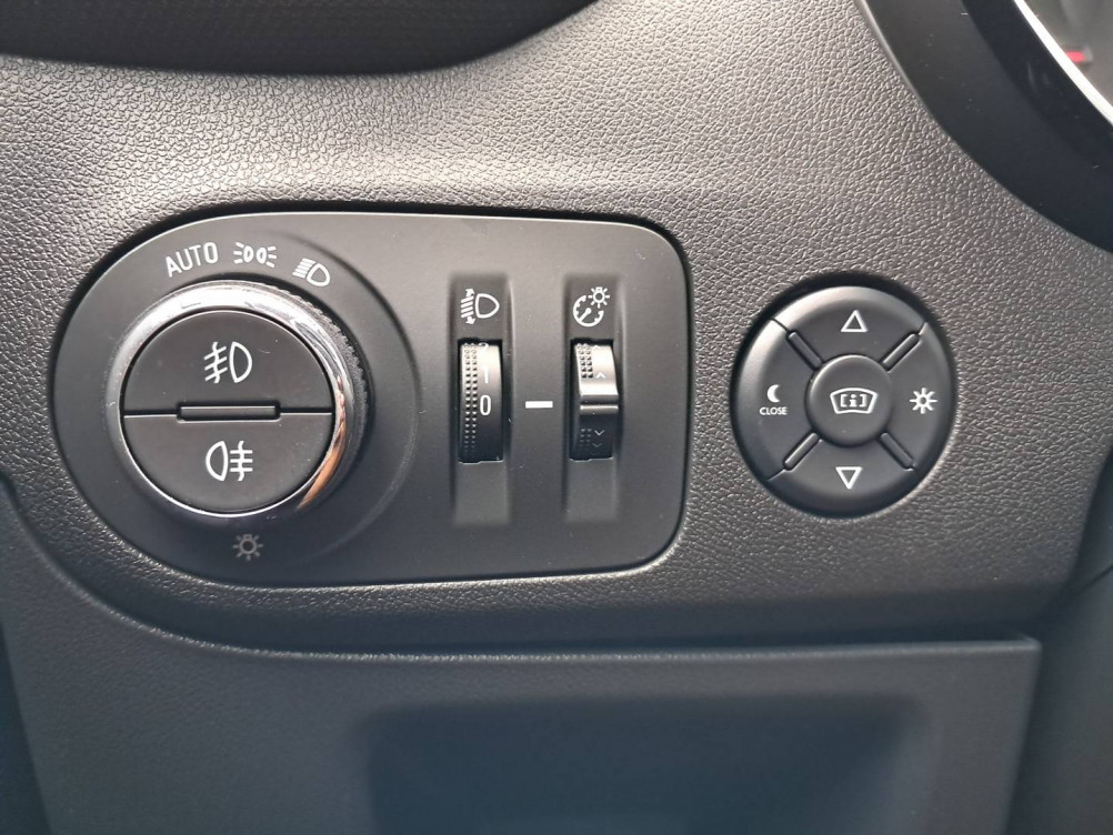 Acheter Opel Crossland X Crossland X 1.2 Turbo 110 ch Design 120 ans 5p occasion dans les concessions du Groupe Faurie