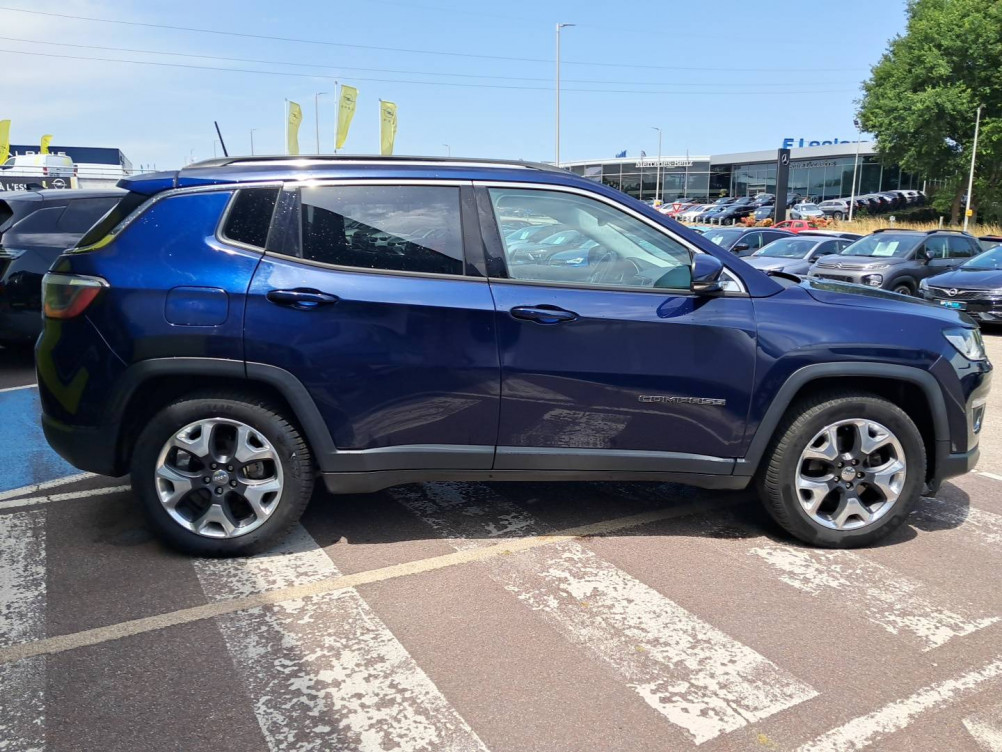 Acheter Jeep Compass Compass 1.6 I MultiJet II 120 ch BVM6 Limited 5p occasion dans les concessions du Groupe Faurie
